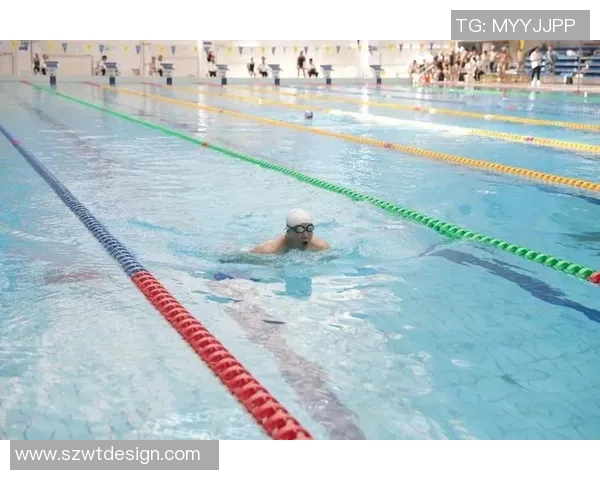 世界级游泳选手转身技术优化对成绩提升的关键作用与影响分析