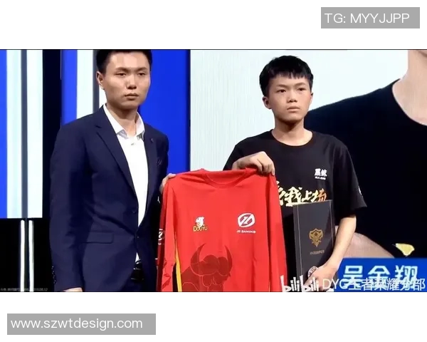 选秀赛场爆发小插曲，裁判如何处理？